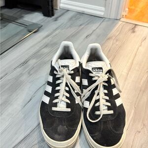 Adidas Women’s Black and White Sneakers